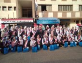 صور.. وكيل تعليم كفر الشيخ تكرم 46 طالبه متفوقه بمدرسة إعدادية