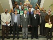 محافظ كفر الشيخ: تسليم 14 عقد تقنين وتجديد شبكات الكهرباء بتكلفة 4.5 مليون جنيه