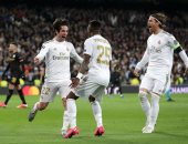 الريال ضد برشلونة.. جاريث بيل وبنزيما يقودان قائمة الملكي للكلاسيكو