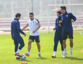 القميص سادة بخطين.. الزمالك يتسلم زيه الجديد قبل مواجهة الترجى التونسى