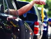 لسه فاكرين؟! .. سيدة تمثل أمام المحكمة بتهمة رمى ورقة على الأرض من 11 سنة