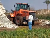 تنفيذ 14 قرار إزالة تعديات على أملاك الدولة بالعياط.. صور