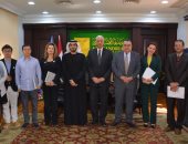 رئيس جامعة الإسكندرية يستقبل وفد جامعة محمد بن زايد للذكاء الاصطناعى