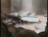 فيديو.. انتشال جثث جنود أتراك قتلوا فى قصف للطيران السورى والروسى بإدلب