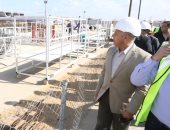 صور.. وزير النقل يتابع أعمال تنفيذ محطتى مترو الزمالك والكيت كات