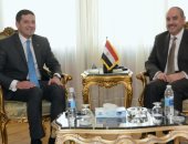 وزير الطيران يبحث مع رئيس هيئة الاستثمار آليات التعاون المشترك    