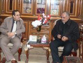 محافظ شمال سيناء يطالب بتحديث الدراسات الخاصة بمناطق وسط