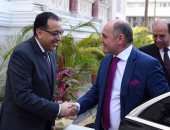 رئيس الوزراء يُؤكد حرص مصر على التنسيق مع الجانب النمساوى فى مكافحة الإرهاب  