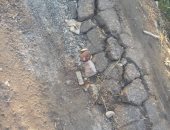 أهالى الديسة يناشدون المحافظ سرعة رصف طريق القرية بالدقهلية