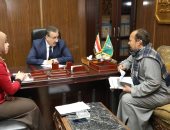 صور.. الصرف الصحى وملكية الأراضى أبرز شكاوى المواطنين أمام محافظ المنوفية