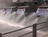 سيارات عسكرية تشارك فى تعقيم شوارع كوريا الجنوبية بسبب تفشى كورونا.. فيديو