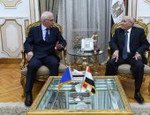 "العصار" يبحث مع سفير البوسنة والهرسك سبل تعزيز التعاون فى مجالات التصنيع