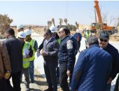 نائب وزير الإسكان يتفقد سير العمل بمشروع الحدائق المركزية بالعاصمة الإدارية