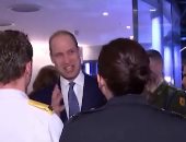 رايح يهزر معاهم.. الأمير وليام يمزح مع مسعفين إيرلنديين: "جايين ننشر كورونا"