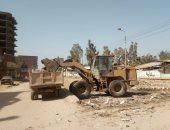 محافظة البحيرة تستجيب لصحافة المواطن وترفع القمامة من منطقة المحمودية  