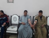صور.. شباب قرية ميت ربيعة بالشرقية يتبرعون بالدم لصالح المرضى