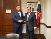 "الملا" يبحث مع عضو بالشيوخ الأمريكى الشراكة بشرق المتوسط فى مجال الغاز 