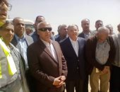 وزير النقل يطالب المواطنين بالتحرك للعودة بدءا من 3 عصرا حتى لا يحدث تكدس قبل الحظر 