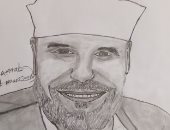 "كمال" يبدع فى رسم اللوحات الفنية ويتمنى احتراف رسم البورتريهات
