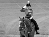 العائلة الملكية البريطانية تحتفل باليوم العالمى للمرأة بصورة من الذكريات