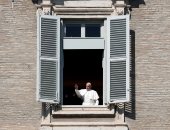 بابا الفاتيكان يقيم صلاة خاصة بسبب كورونا