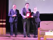 وزير التعليم العالى: المرأة المصرية لها إنجازات مختلف المجالات العلمية