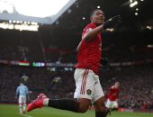 يونايتد يحسم ديربى مانشستر بثنائية على السيتي ويقرب ليفربول من البريميرليج