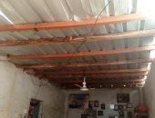 صور.. تطوير وتركيب أسقف لـ54 منزلا بقرية سبيل العرب فى أسوان ضمن "حياة كريمة"