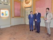 أحمد أبو الغيط يزور معرض الفنان فاروق حسنى بمجمع الفنون.. صور