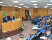 منظومة النظافة والمشروعات.. أبرز الملفات باجتماع محافظ المنيا ورؤساء المراكز (صور)