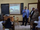 صور..وكيل تعليم جنوب سيناء يتفقد تدريب مبادرة المهارات الحياتية والتعليم من أجل المواطنة