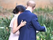 لغة جسد ميجان ماركل.. هل إيماءاتها لهارى عاطفة أم رغبة فى التحكم؟