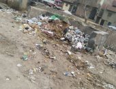 تناثر القمامة على طريق البحر.. شكوى سكان شبين القناطر في القليوبية