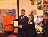 فيديو.. ماذا قال النجم محمود حميدة عن الفنان مصطفى شعبان؟