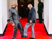 خدعوك فقالوا: الصيف طوق النجاة من كورونا.. انتشار الفيروس في القارة السمراء رغم حرارة الجو يثير قلقا عالميا.. الجابون وغانا يحظران السفر.. ورجل أعمال نيجيرى يتبرع بـ540 ألف دولار لجهود المكافحة