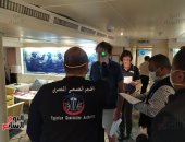 الصحة تواصل نشر فرق الوقاية بالمراكب السياحية والمزارات لمنع انتشار الكورونا.. فحص العاملين والمترددين على معبد أبوسمبل و75 فندقا ثابتا وعائما و20 مركبة بالأقصر.. كروت صحية للركاب قبل نزولهم مطار الغردقة