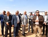وزير الإسكان يتفقد مشروعات المرافق وتطوير محاور الطرق الرئيسية وبيت الوطن بأكتوبر 