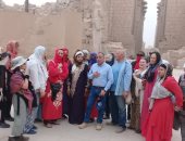 أمين الأعلى للآثار يتفقد المعابد الفرعونية ويلتقى بالأفواج السياحية بالأقصر
