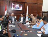 مصرع طفل وانهيار 5 منازل وسقوط 16 عامود كهرباء ومئذنتين بقنا بسبب الطقس