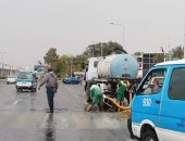 محافظ جنوب سيناء يتفقد أعمال إزالة المياه من طرق شرم الشيخ.. صور