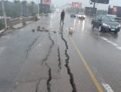 فتح عدد من الطرق الصحراوية بعد وضوح الرؤية وتحسن حالة الجو