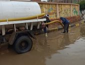 وزير التنمية المحلية: المحافظات وزعت المعدات فى مناطق تجمع الأمطار