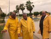 رئيس جهاز برج العرب الجديدة: شفط المياه أولا بأول والدفع بـ16 سيارة شفط