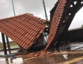صور..  "عاصفة التنين" تجتاح محافظة الإسكندرية وانهيار "برجولات" بـ لوران