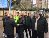 صور.. وزير التنمية المحلية يشرف على أعمال سحب تجمعات المياه فى مصر الجديدة