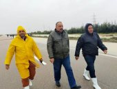 محافظ مطروح: نجحنا فى احتواء أثار الطقس السيئ والأمطار بشكل سريع "صور"