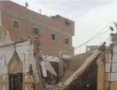 صور.. انهيار مسجد بالعسيرات سوهاج بسبب شدة الرياح دون خسائر فى الأرواح