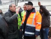 محافظ القاهرة يشرف على أعمال شفط مياه الأمطار فى الشوارع