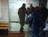 صور.. وحدة الأزمات والكوارث تتابع إزالة آثار الطقس بمستشفى الزهراء الجامعى