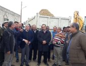 محافظ المنيا يتفقد عزبة "محمد إبراهيم" بمغاغة والاستجابة لشكوى الأهالى